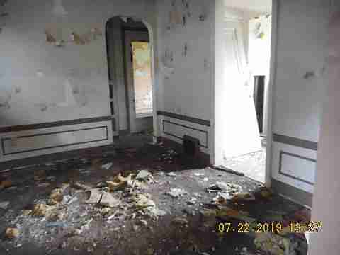 10410 Crocuslawn (32)_m.jpg